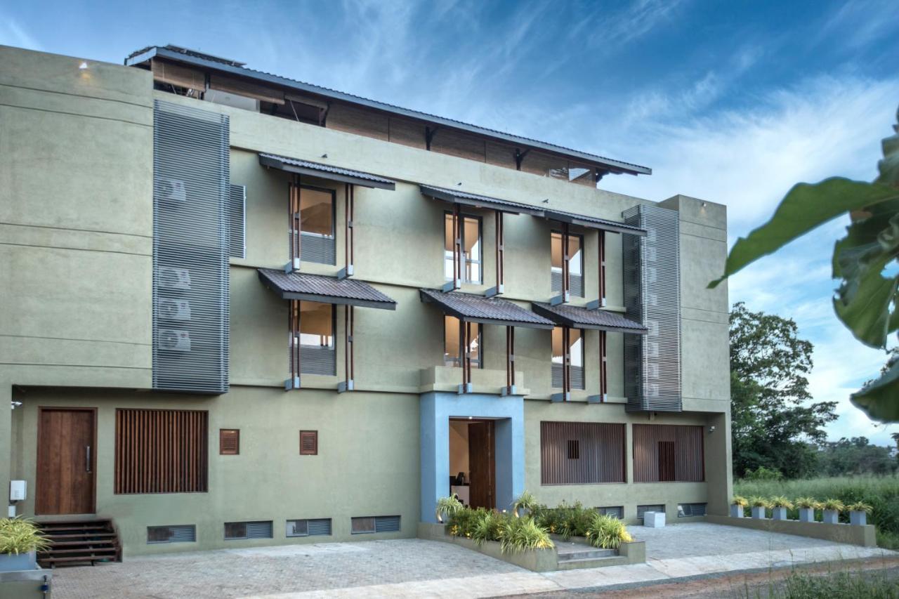 Hotel Earls Rajarata Anuradhápura Exteriér fotografie