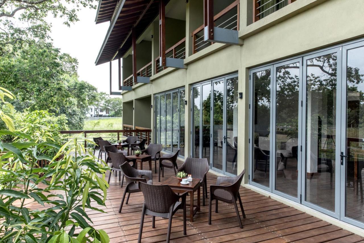 Hotel Earls Rajarata Anuradhápura Exteriér fotografie