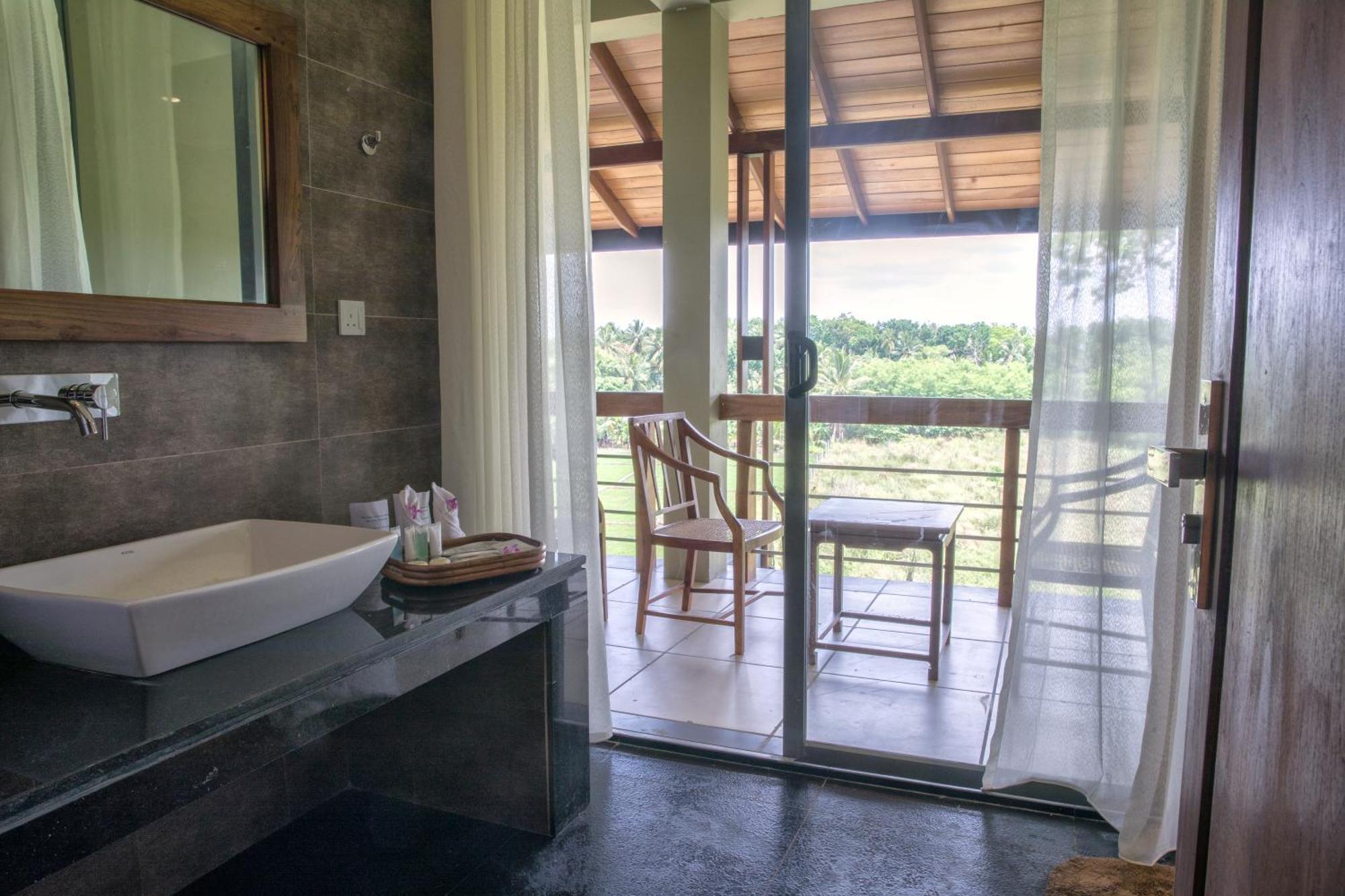 Hotel Earls Rajarata Anuradhápura Pokoj fotografie